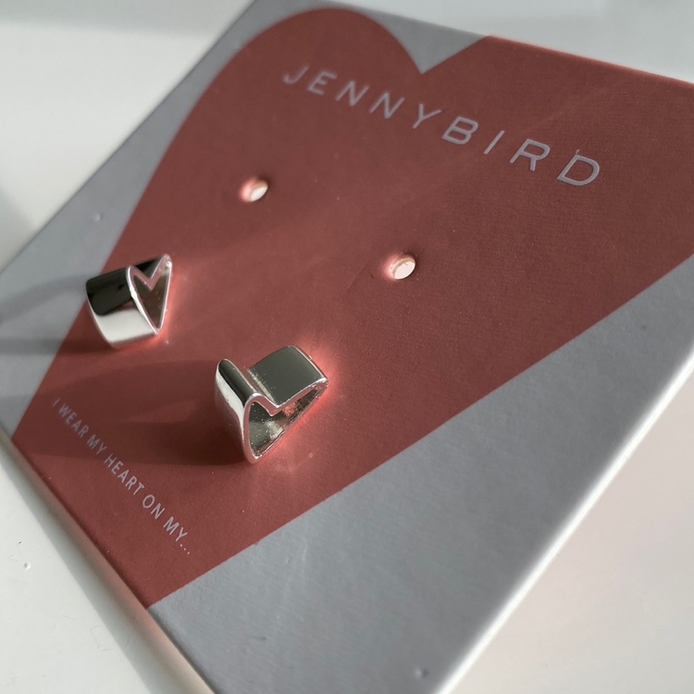 Jenny Bird heart Stud earrings